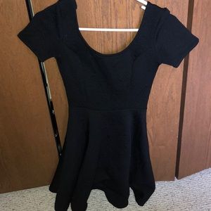 skater black dress